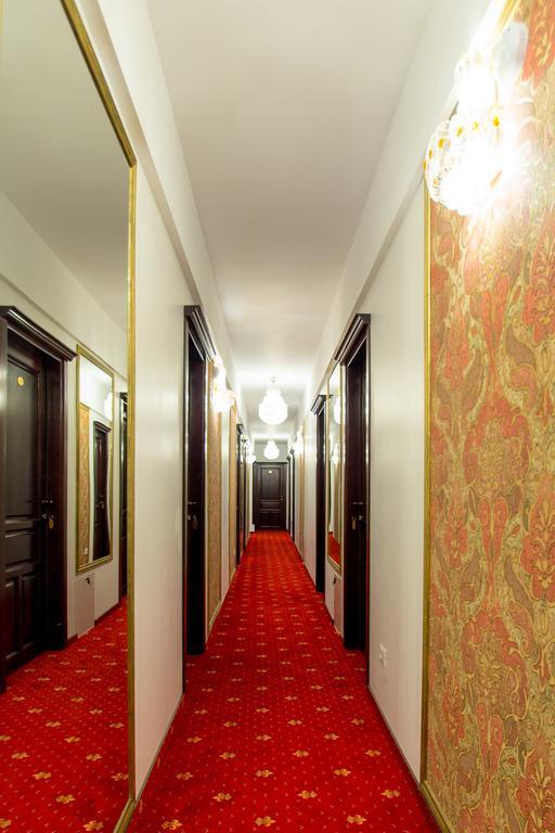 Pensiunea Oscar Focşani Exterior foto